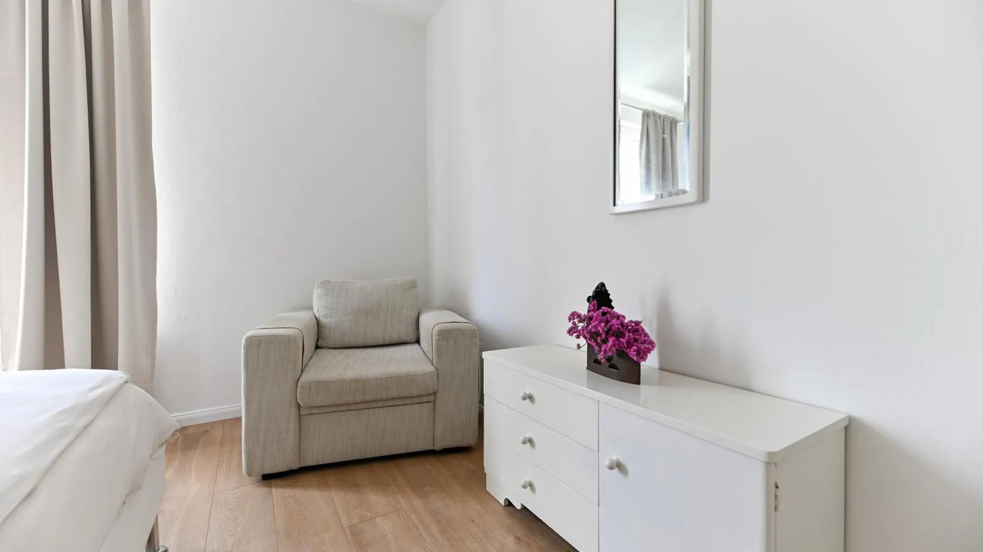 Near Zadar City Center Apartment With Free Parking And Air Condition In Each Room 0*,  Croácia