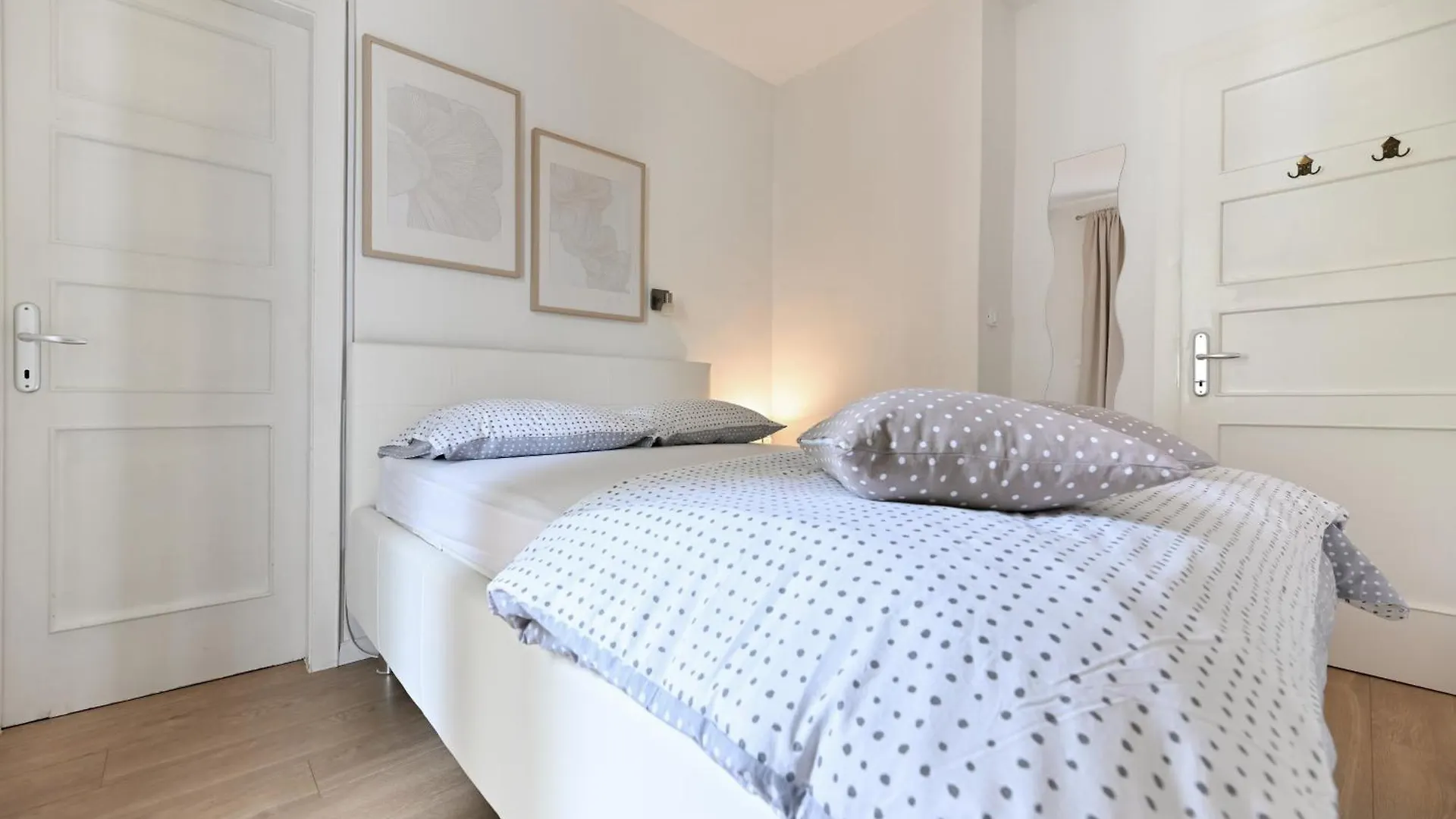 Near Zadar City Center Apartment With Free Parking And Air Condition In Each Room Croatie